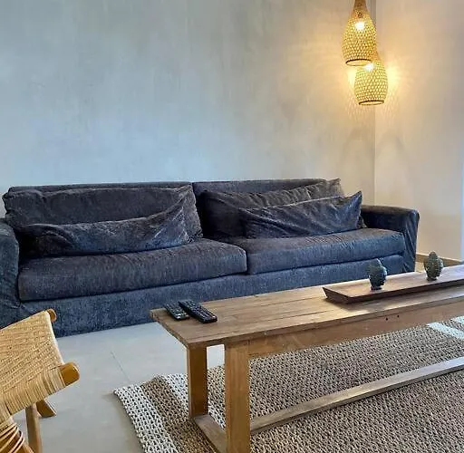 Spacious 3bdr Penthouse Aldeazama Pvt Pool Terrace Xaman